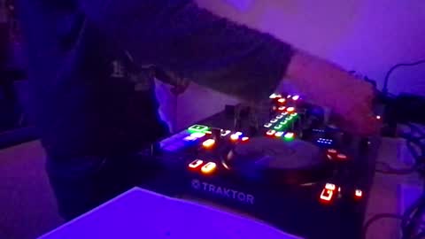 busco rockera online show from 02.21.25