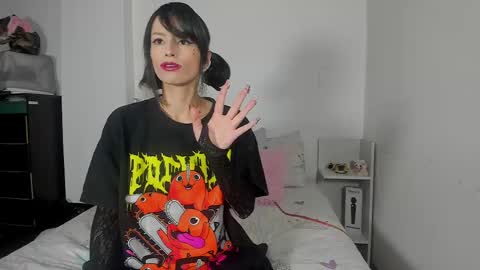 Snapshot of alien_universe chatting on 03.12.25 Aiko Independent Model online show from 03.12.25