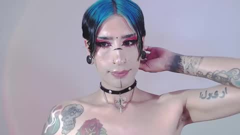     online show from 02.02.25