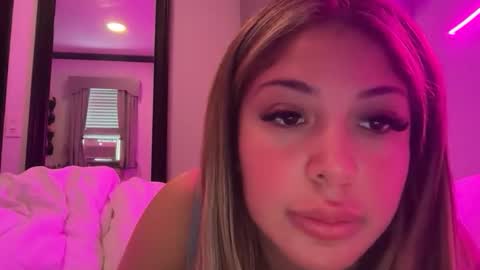 Snapshot of alienstar2000 chatting on 04.05.26 alienstar2000 online show from 04.05.26