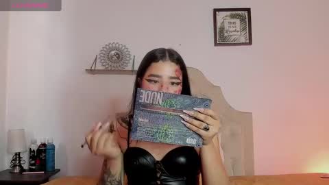 aliice_walker_ online show from 02.10.25