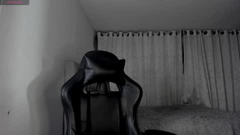 aliice_walker_ online show from 08.04.26