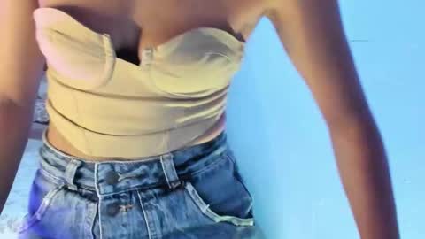           online show from 12.01.25