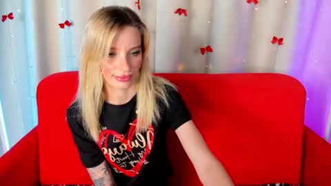 Snapshot of alina_lovelyx chatting on 06.22.26 Alina online show from 06.22.26
