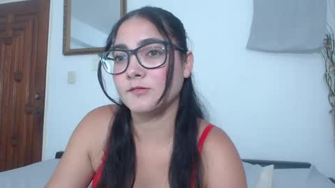 Snapshot of alina_seduction chatting on 06.07.26 Alina online show from 06.07.26