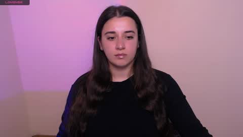 Snapshot of alinaasti_ chatting on 06.12.26 Alina online show from 06.12.26