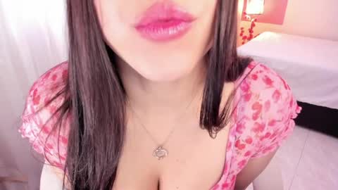 alinaowens online show from 06.18.26