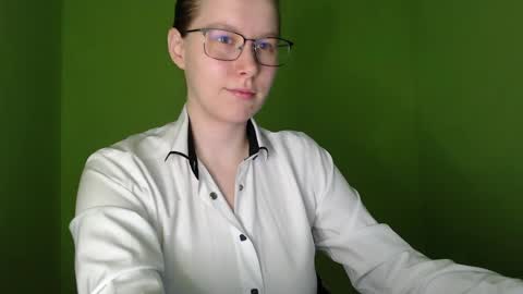 Snapshot of alinasei chatting on 05.24.26 alinasei online show from 05.24.26