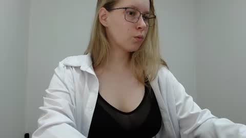 Snapshot of alinasei chatting on 07.12.26 alinasei online show from 07.12.26