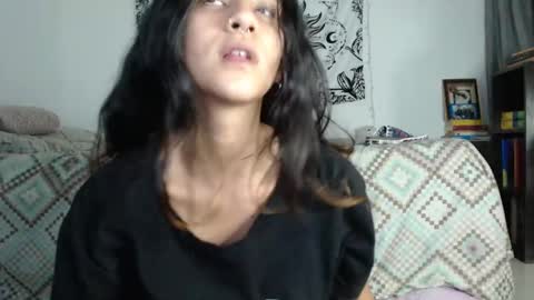 Snapshot of alinawoolf_ chatting on 12.28.24 Ali online show from 12.28.24