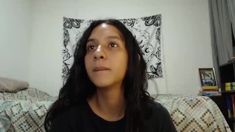 Snapshot of alinawoolf_ chatting on 02.02.25 Ali online show from 02.02.25