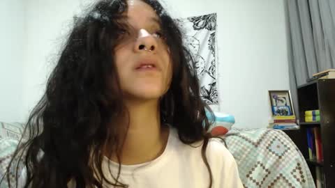 Snapshot of alinawoolf_ chatting on 02.09.25 Ali online show from 02.09.25