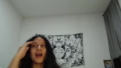 Snapshot of alinawoolf_ chatting on 03.10.25 Ali online show from 03.10.25