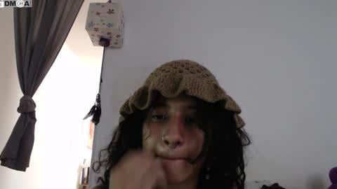 Snapshot of alinawoolf_ chatting on 02.28.26 Ali online show from 02.28.26