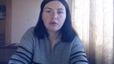 Snapshot of alinaxjames chatting on 04.22.26 AlinaxJames online show from 04.22.26