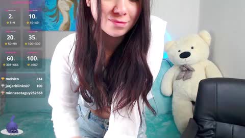 Snapshot of alinaxrose chatting on 12.21.24 AlinaXRose online show from 12.21.24