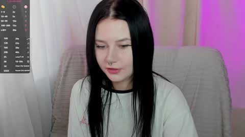 Aline Greeeen online show from 02.02.25