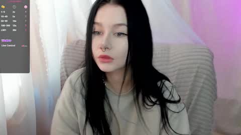 Aline Greeeen online show from 02.20.25