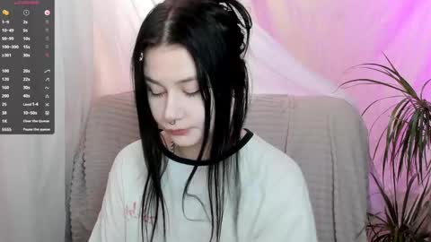 Aline Greeeen online show from 03.10.25