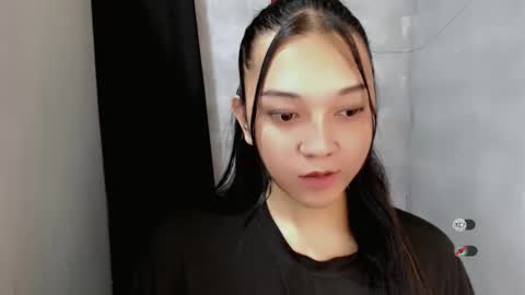 Snapshot of alisa_kiss_ chatting on 10.17.25 Shanti xhey online show from 10.17.25