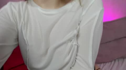 Snapshot of alisa_lesly chatting on 12.11.24 Alisa GMT2 Wen - Sun 10 AM - 4 PM except Monday and Tuesday online show from 12.11.24