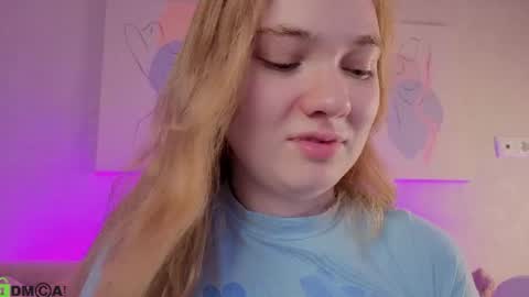 Snapshot of alisa_lesly chatting on 06.11.26 Alisa GMT2 Wen - Sun 10 AM - 4 PM except Monday and Tuesday online show from 06.11.26