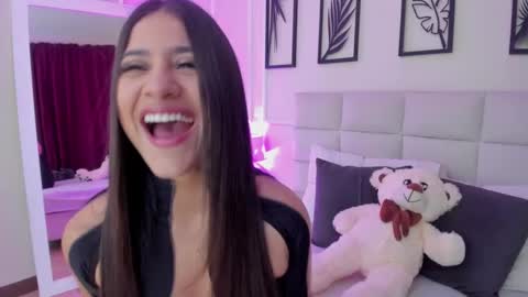     online show from 03.01.25