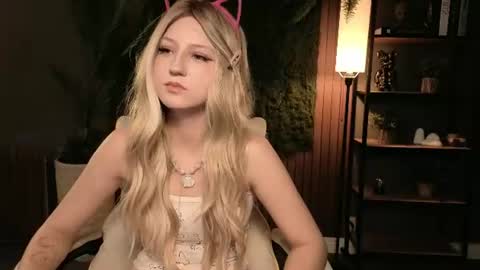 Alise  PVT is Open Yes its me  online show from 07.09.26