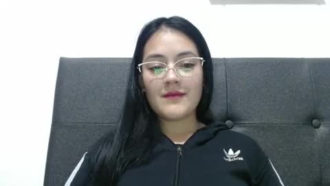 Snapshot of alisha_9997 chatting on 10.14.25 alisha_9997 online show from 10.14.25