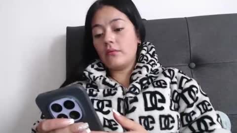 alisha_9997 online show from 04.09.26