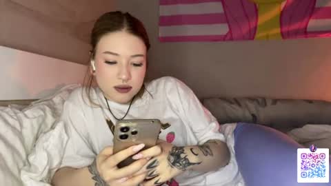 Snapshot of alisha_skyy chatting on 07.19.26 Alisha online show from 07.19.26