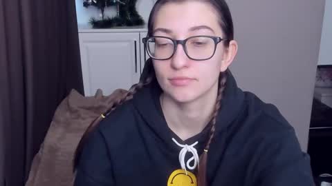 Alina online show from 12.31.24