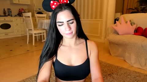 AlishaSwiss online show from 12.16.25