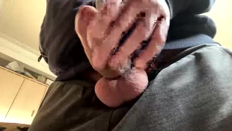 Snapshot of alisherof chatting on 01.30.25 alisherof online show from 01.30.25