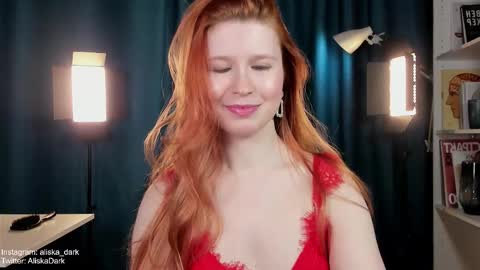 Snapshot of aliska_dark chatting on 03.22.26 Alice online show from 03.22.26