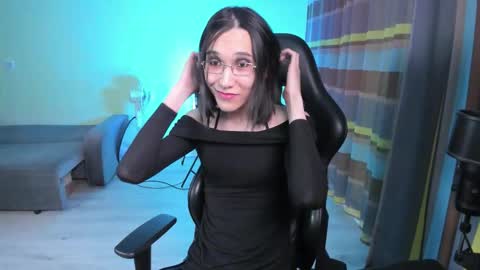 Alison online show from 02.16.26