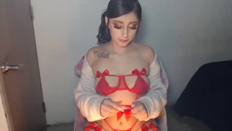 alison_squirts online show from 03.03.26