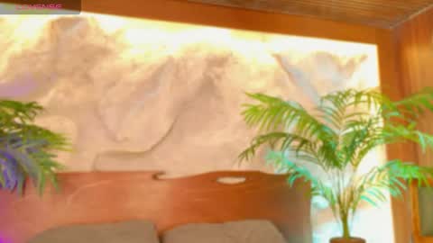 Alison Moon  online show from 05.05.26