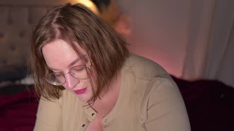 Snapshot of alissa_styles chatting on 01.22.25 Alissa online show from 01.22.25