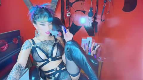 Snapshot of alissapeachx chatting on 10.26.25 Alissa Peach online show from 10.26.25