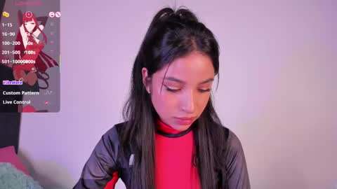 Mara  Isabel online show from 12.20.25