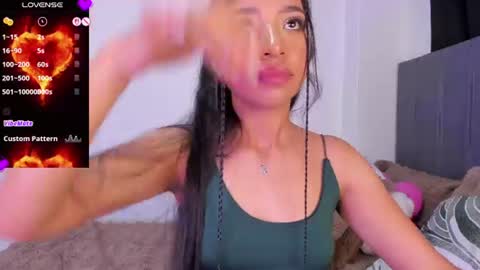 Mara  Isabel online show from 07.28.26