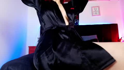 Snapshot of alisse_moore chatting on 04.18.26 Alisse online show from 04.18.26