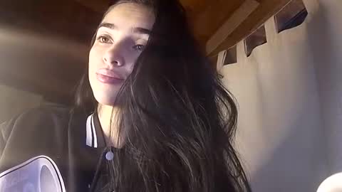 Snapshot of alisson369_ chatting on 01.28.25 Alisson369 online show from 01.28.25