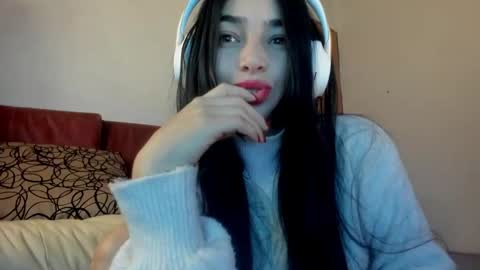 Snapshot of alisson369_ chatting on 09.09.25 Alisson369 online show from 09.09.25