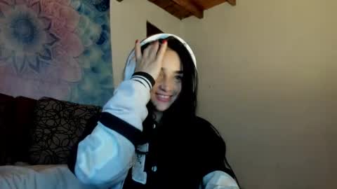 Snapshot of alisson369_ chatting on 09.30.25 Alisson369 online show from 09.30.25