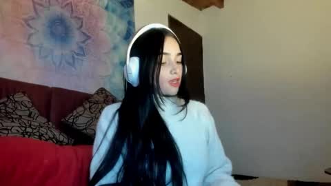 Snapshot of alisson369_ chatting on 10.10.25 Alisson369 online show from 10.10.25