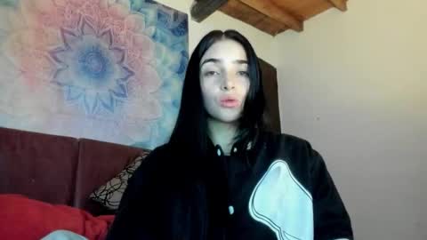 Snapshot of alisson369_ chatting on 10.11.25 Alisson369 online show from 10.11.25
