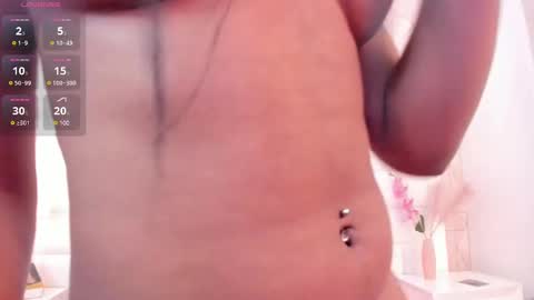 Snapshot of alisson_thompson_ chatting on 12.17.24 alisson_thompson_ online show from 12.17.24