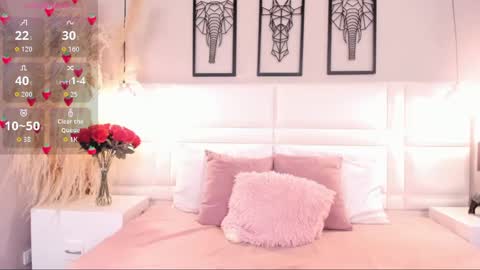 Snapshot of alisson_thompson_ chatting on 09.24.25 alisson_thompson_ online show from 09.24.25